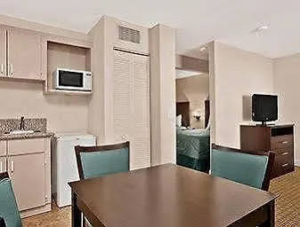 Ramada Limited And 2*