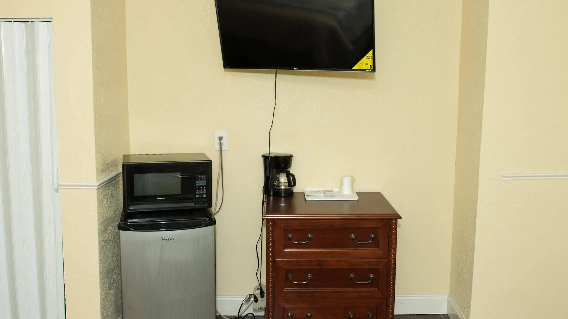 Delux Motel 3*