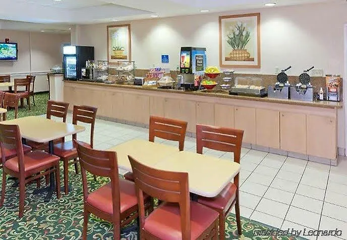 Hotel Fairfield And By Marriott 3*