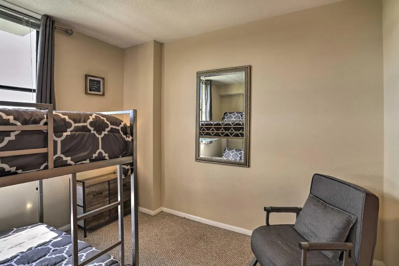 Convenient Less Than 4 Mi To Beach! Apartamento