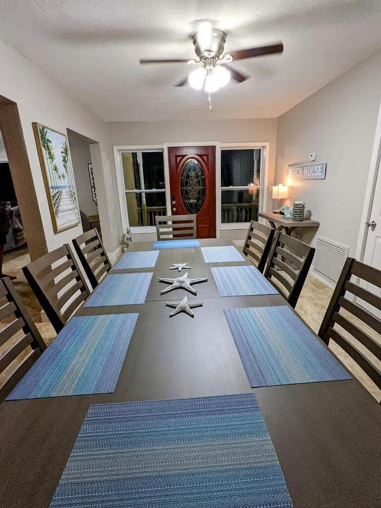 Private Poolside 5br Holiday home Clearwater
