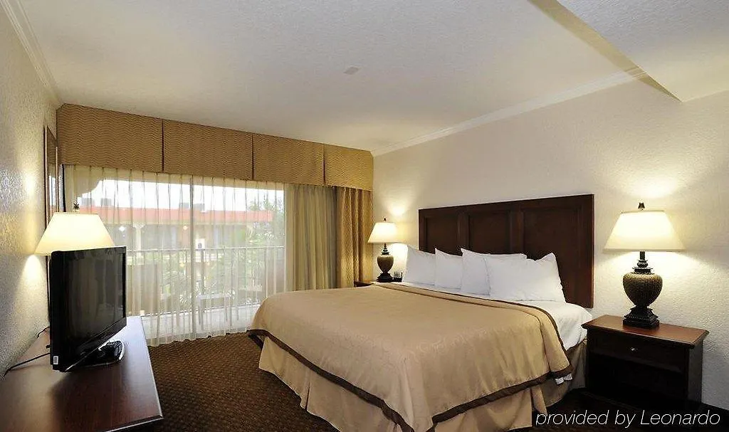 Coconut Cove 3* Clearwater Beach