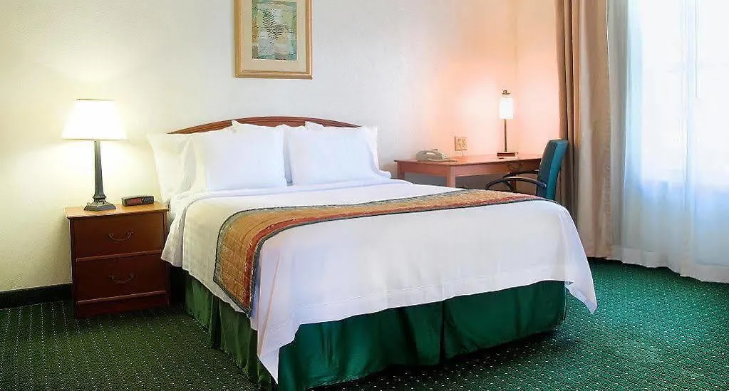 Hotel Towneplace By Marriott St. Petersburg